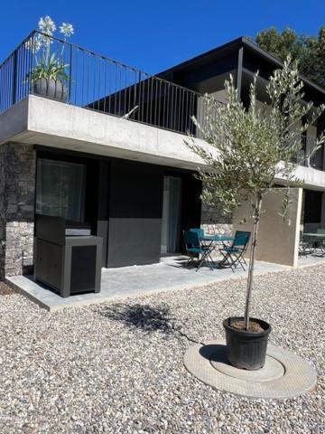 Gites Les Rochers De Plaisians Exterior photo